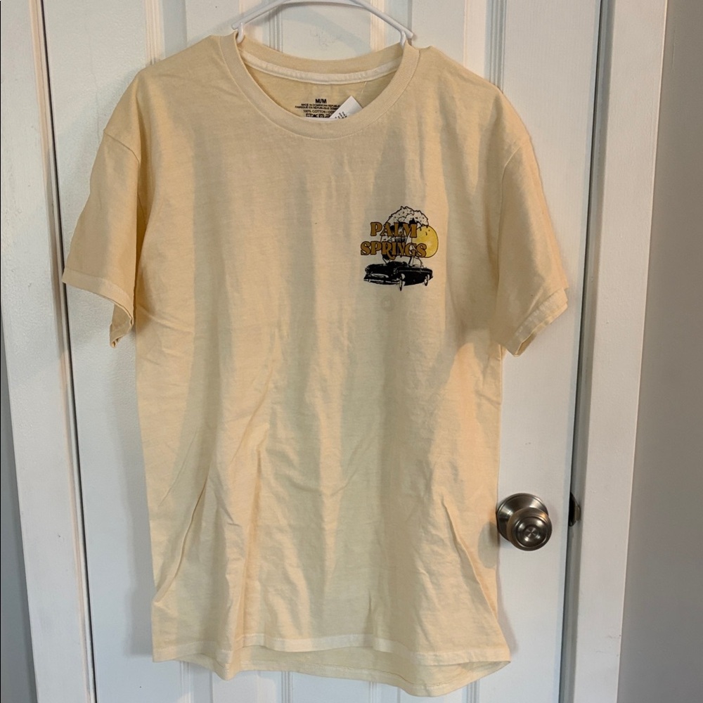 PacSun Palm Springs Graphic Tee - Light Yellow